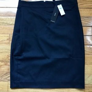 NWT Banana Republic Classic Pencil Skirt Black Size 2 Petite